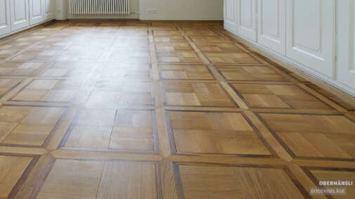 Ein renovierter Holzboden ist weniger anfällig auf Schäden und hält wieder für eine lange Zeit.